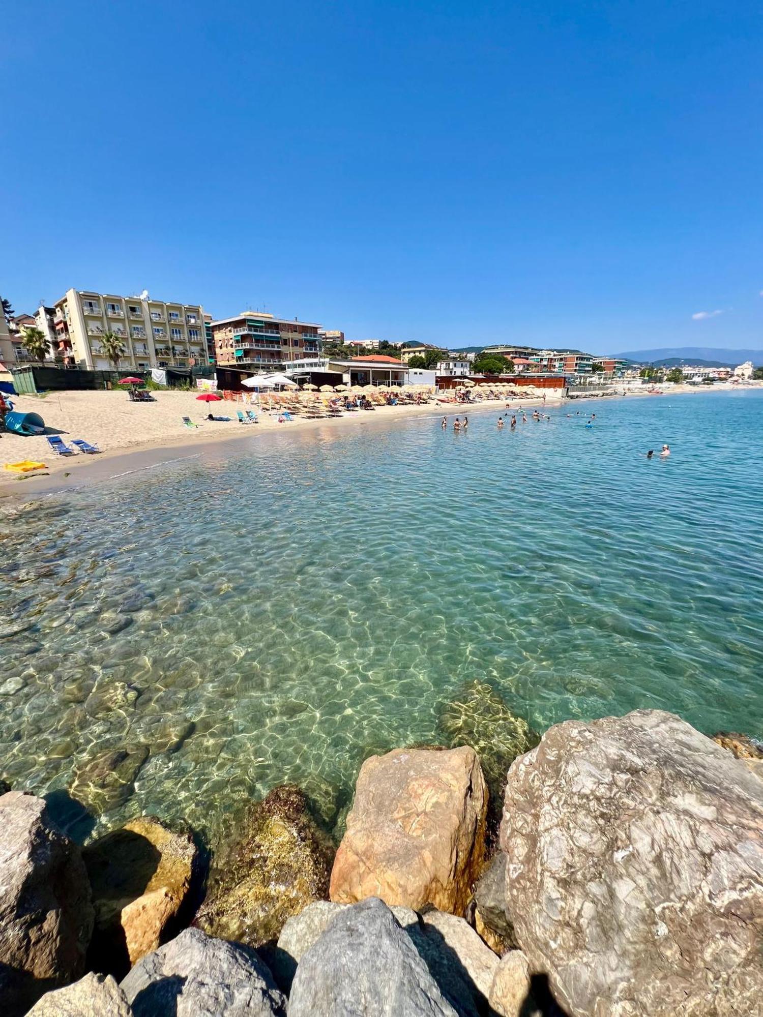 סאבונה Appartamento Con Accesso Privato Spiaggia מראה חיצוני תמונה